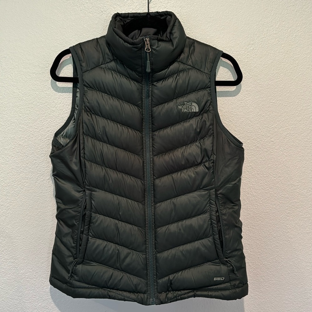 The North Face 550 Down Vest- Forest Green